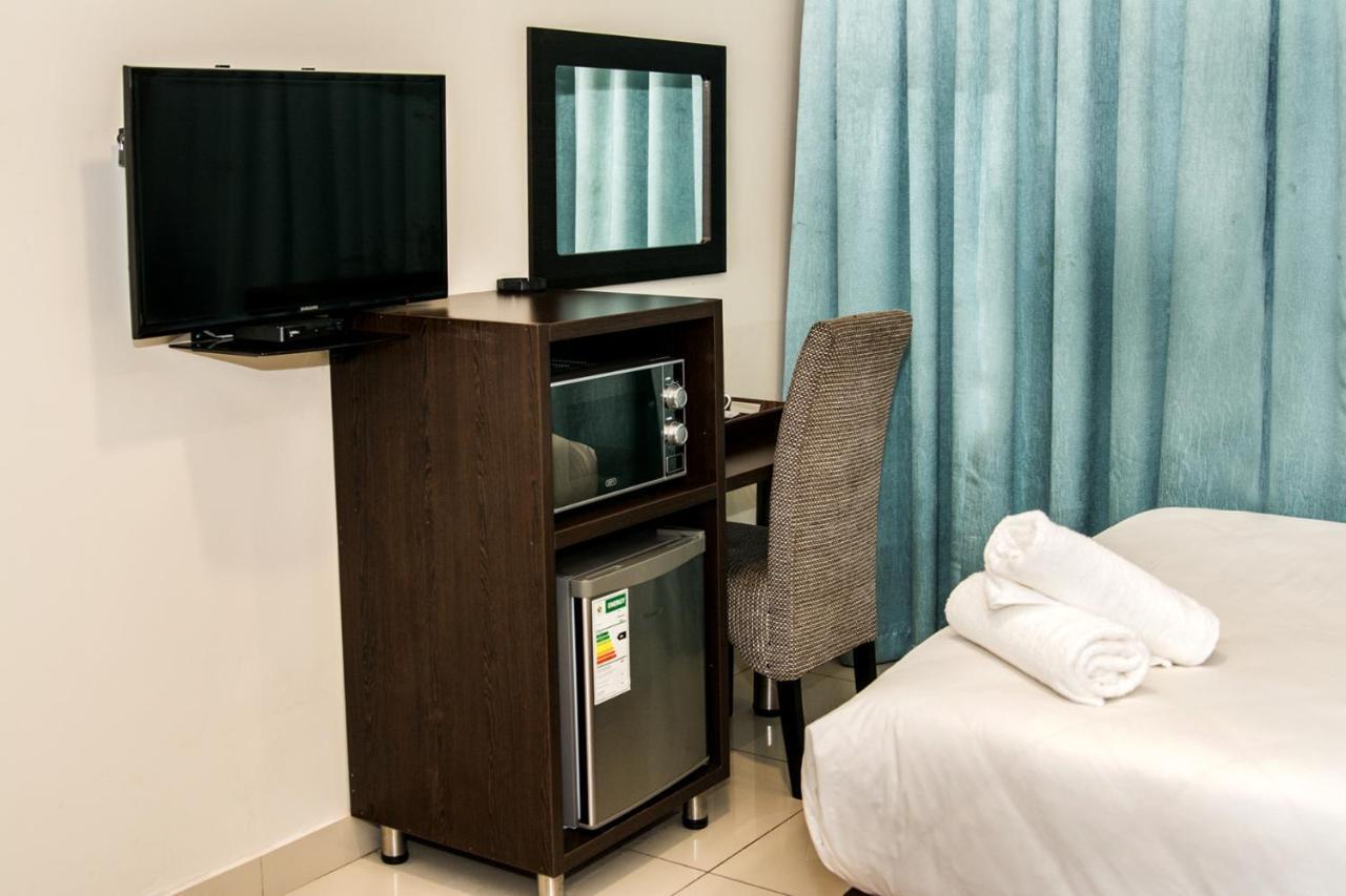 Bayside Hotel Питермарицбург Экстерьер фото